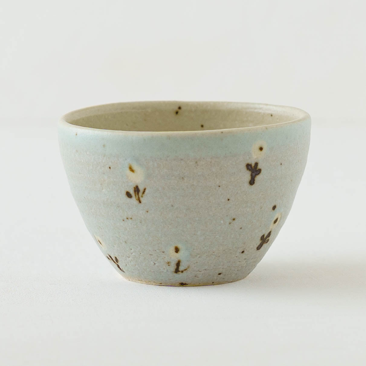 陶芸作家 原田晴子 フリーカップ お花 ライトブルー｜作家もの和食器