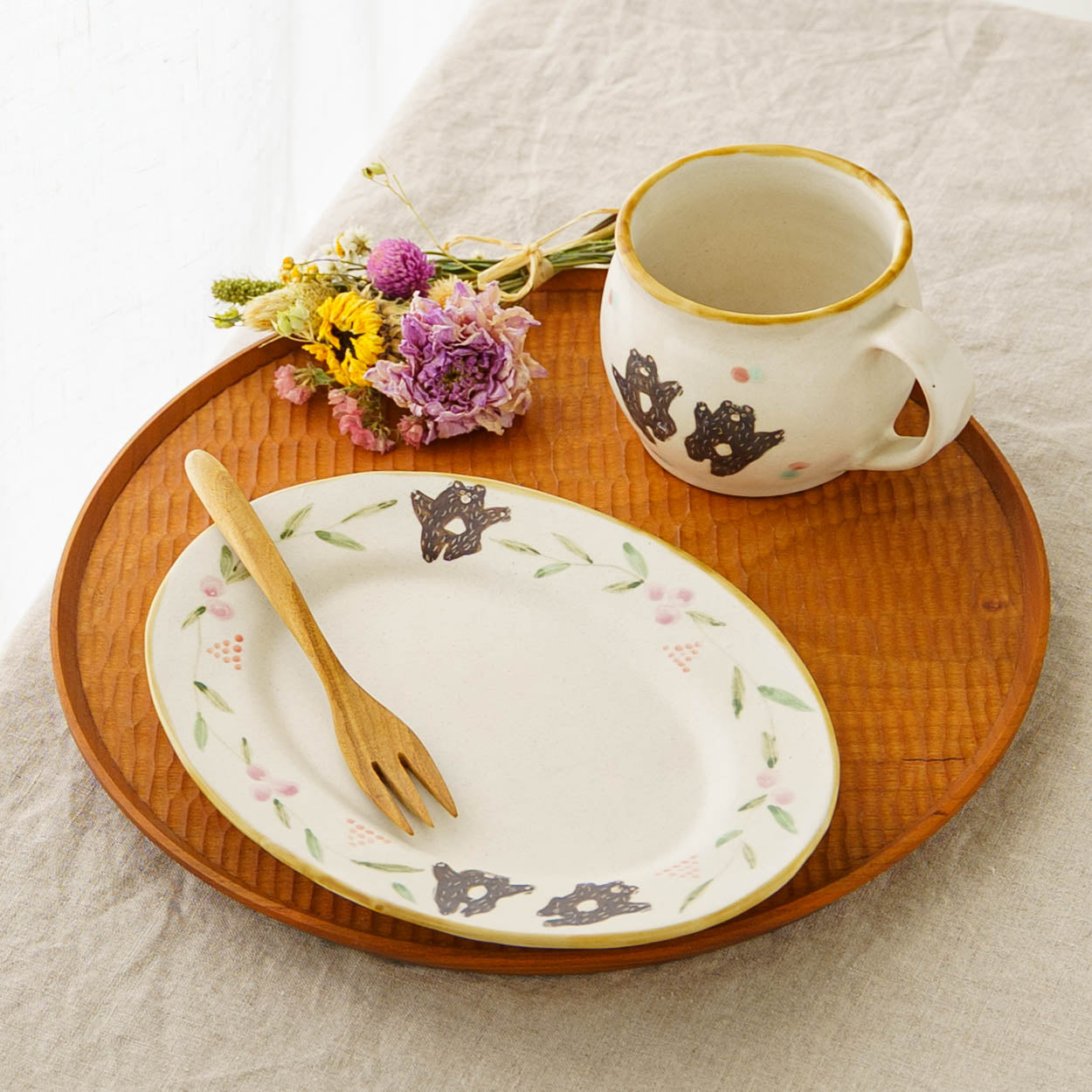 陶芸作家 加藤美紀子 粉引楕円皿｜鎌倉山 作家もののうつわ通販 四季折