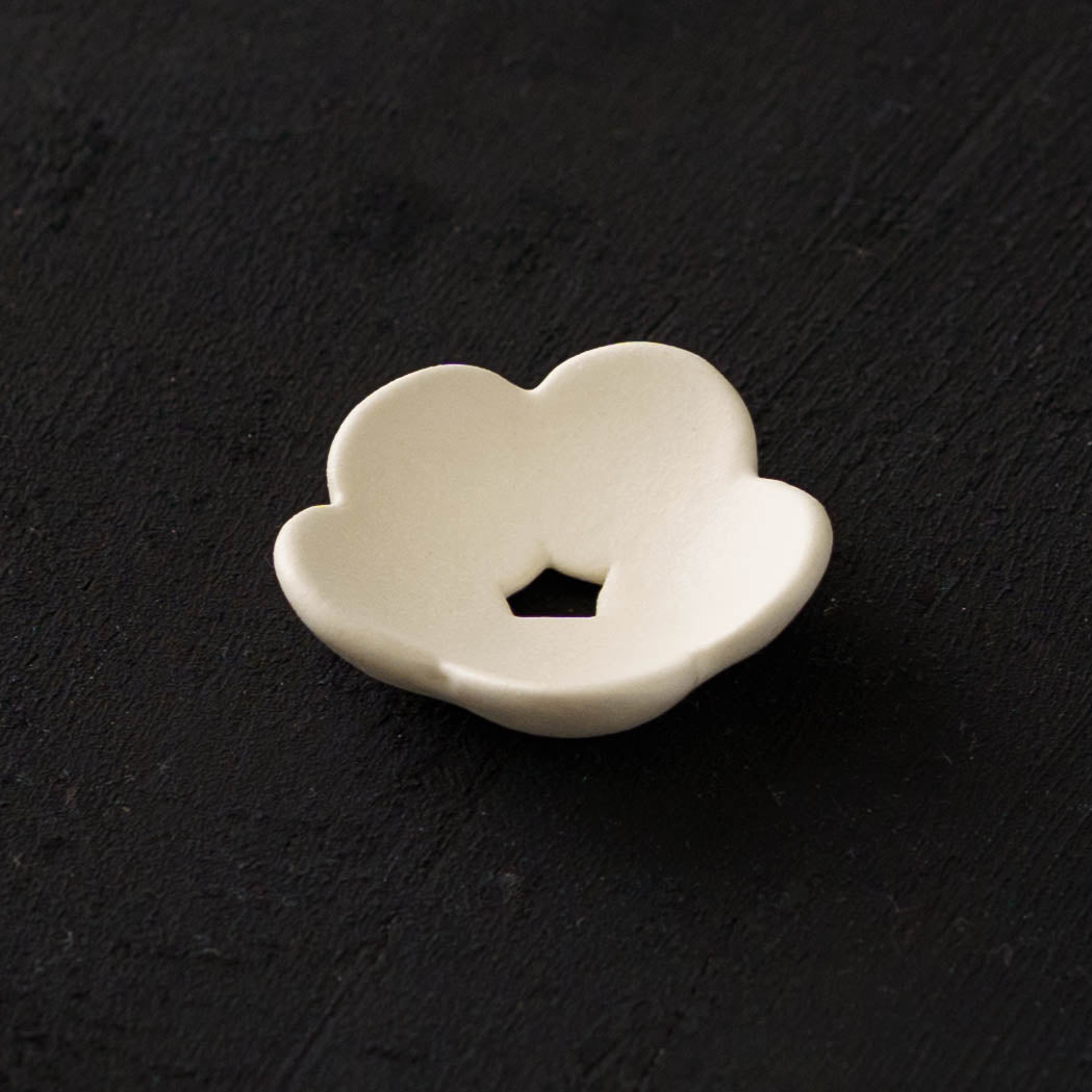 花箸置き　芙蓉　ホワイト｜辻本路