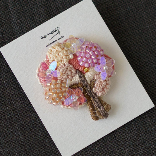 刺繍ブローチ　満開の桜｜あおのいえ