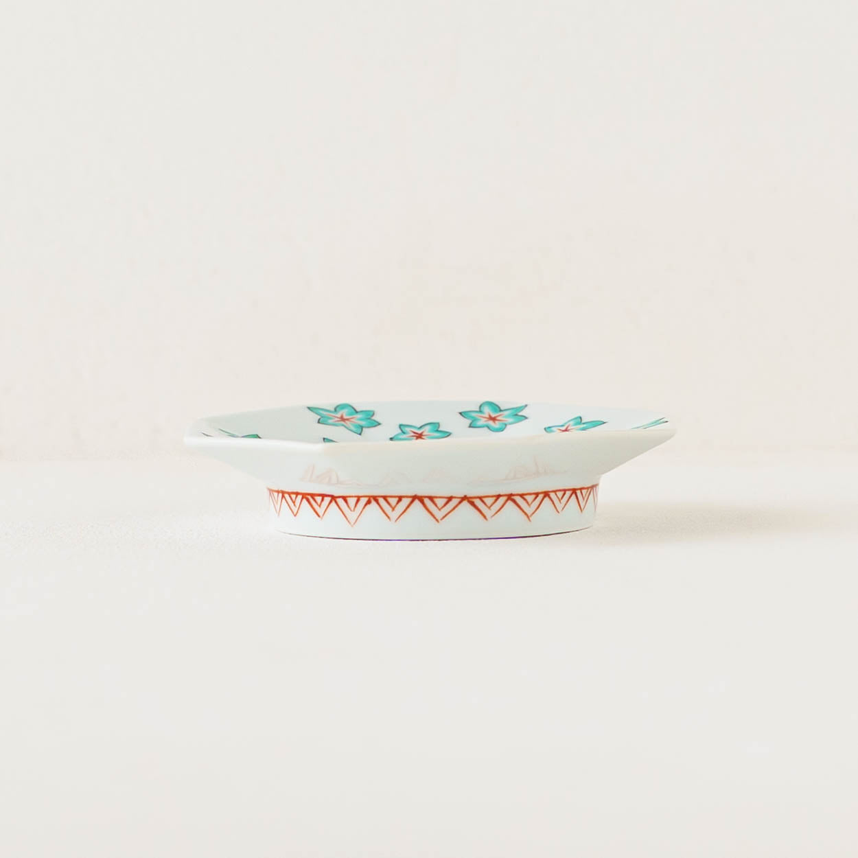 鹿もみじ　八角小皿｜吉田焼