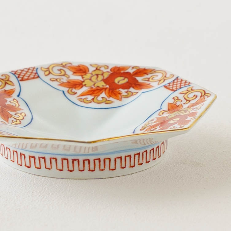 吉田焼 四方花唐草 八角小皿｜作家もののうつわ通販 四季折折 – 四季折