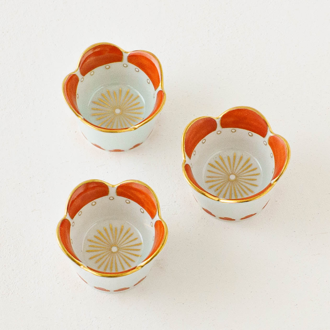 Bean bowl plum | Arita ware