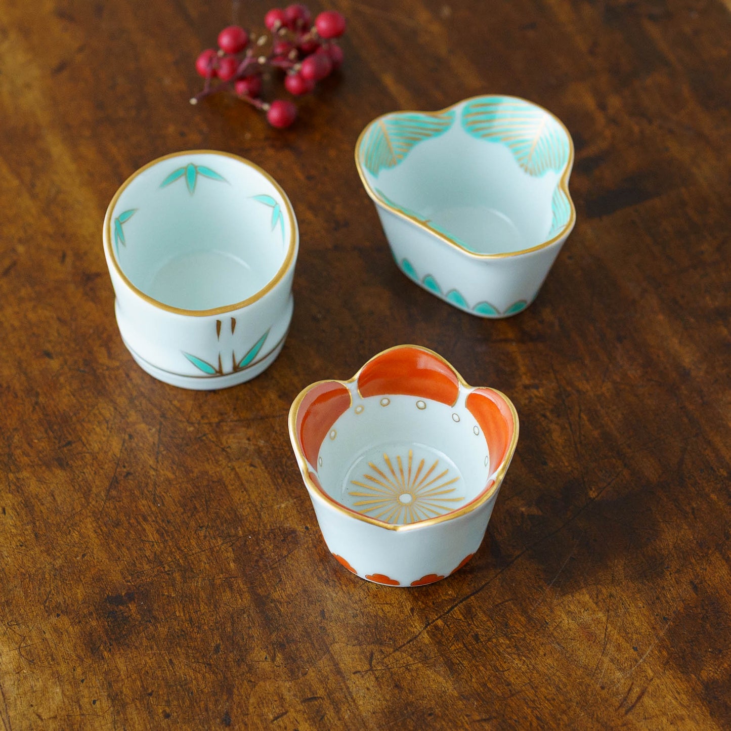 Bean bowl plum | Arita ware