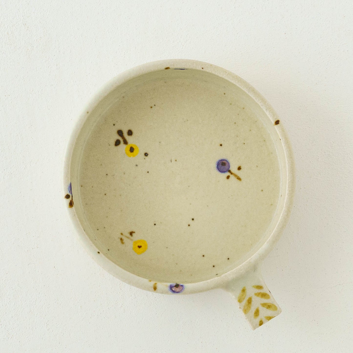 Dip Dish　中　お花　オフホワイト（イエロー x パープル）｜原田晴子