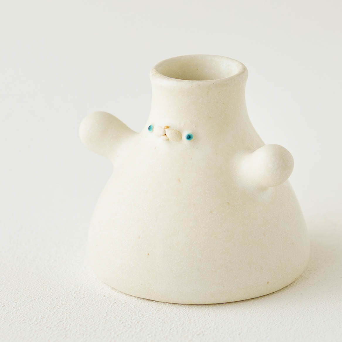 陶芸作家 堀江遼子 frasco vase white｜鎌倉山 作家もののうつわ通販