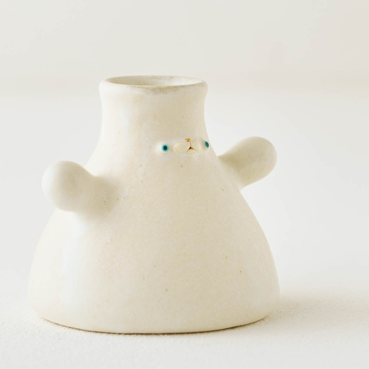 陶芸作家 堀江遼子 frasco vase white｜鎌倉山 作家もののうつわ通販