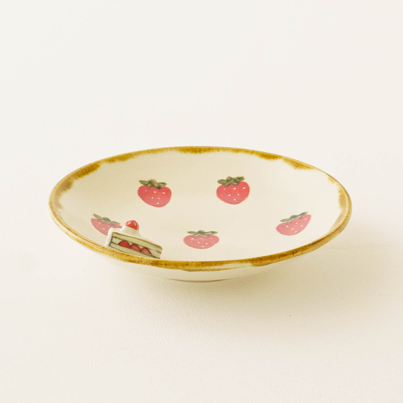 Strawberry round plate L | Kei Kajita