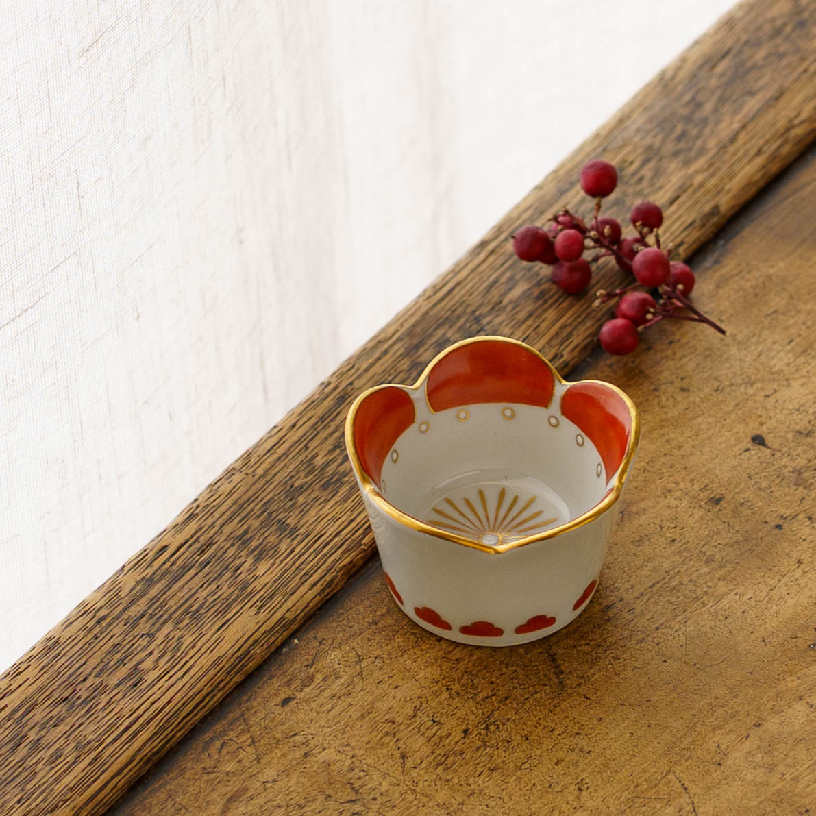 Bean bowl plum | Arita ware