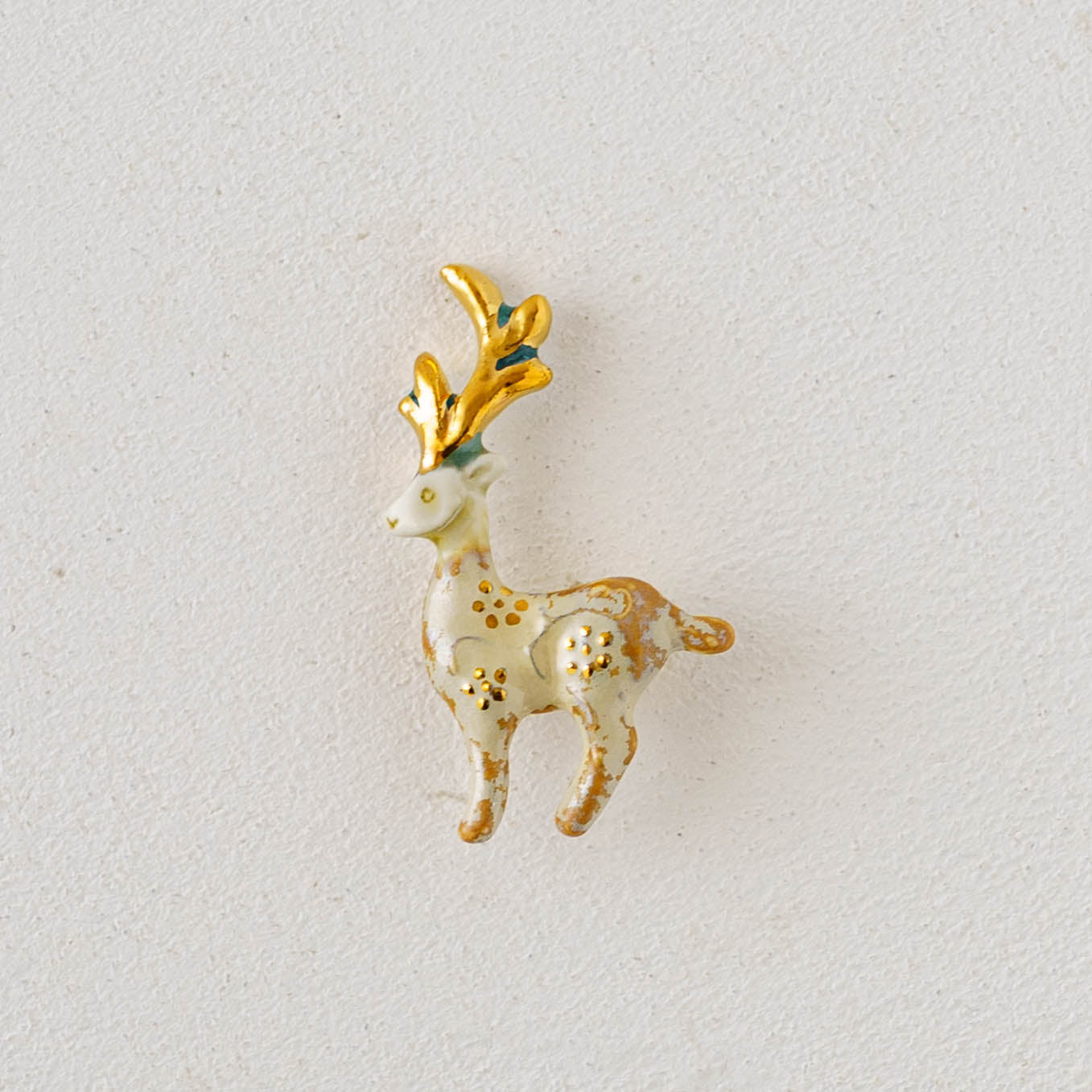 真珠色の牡鹿｜ののむらみなみ