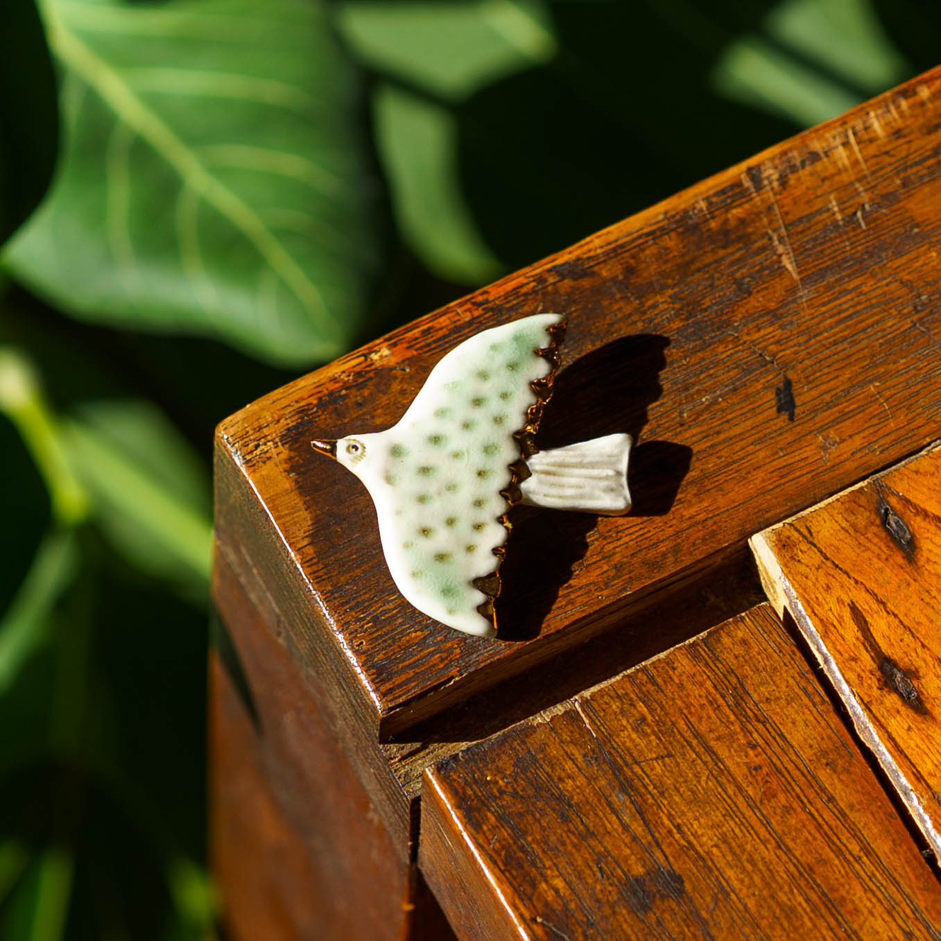 ブローチ作家 ののむらみなみ 雨ふり 水色｜作家もののうつわ通販 四季