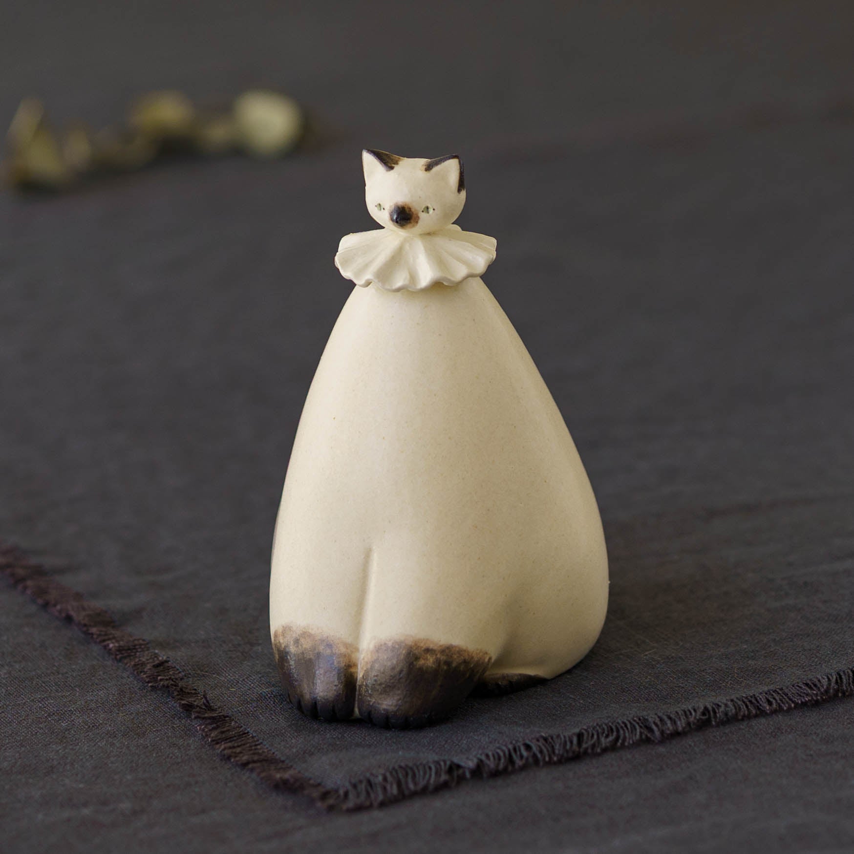 陶芸作家 もりはるか おすわりねこ｜鎌倉山 作家もののうつわ通販 四季