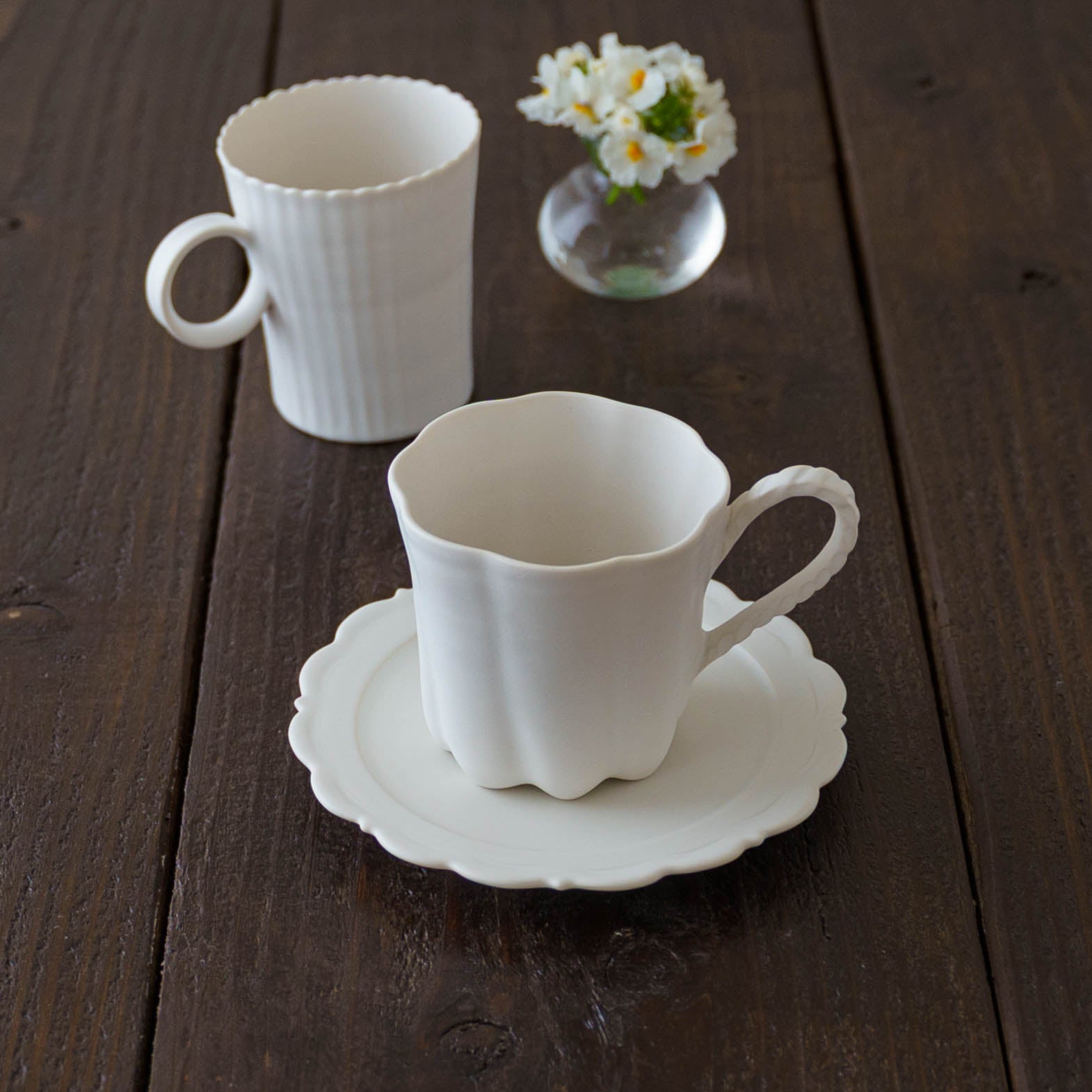 陶芸作家 藤村佳澄 レリーフソーサー φ13.5 白｜和食器通販 四季折折