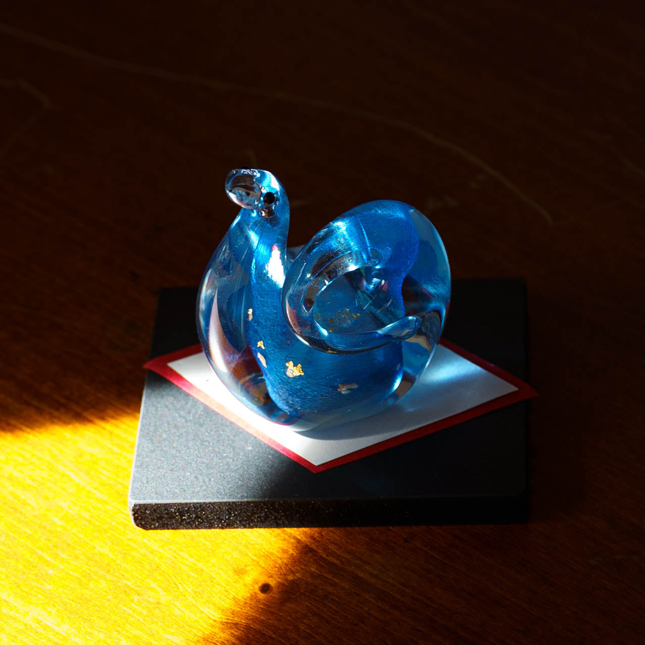 Snake S Blue (with black base) | Gokurakuji Glass Studio