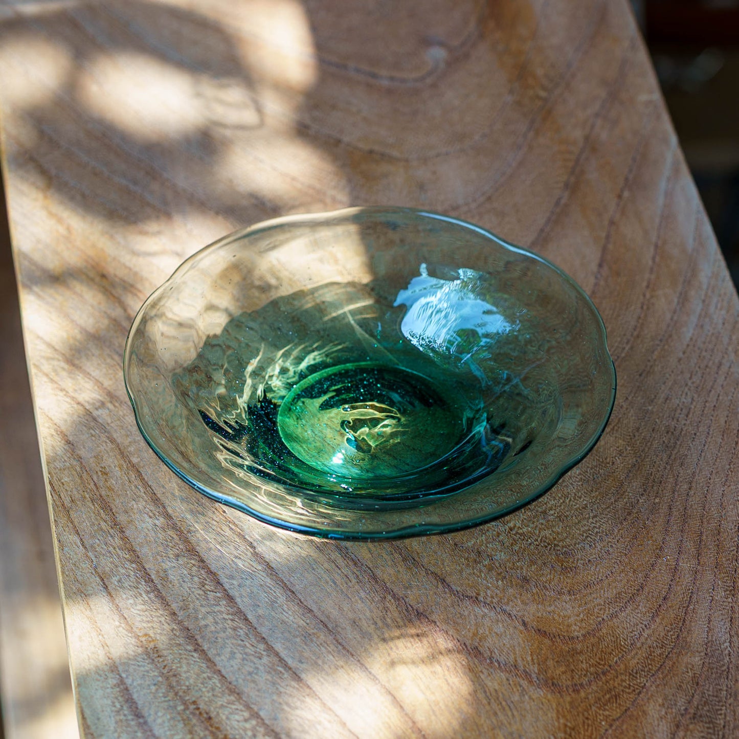 Flower-shaped Small Plate, Asagi | Nijinoha Aiko Hiraiwa
