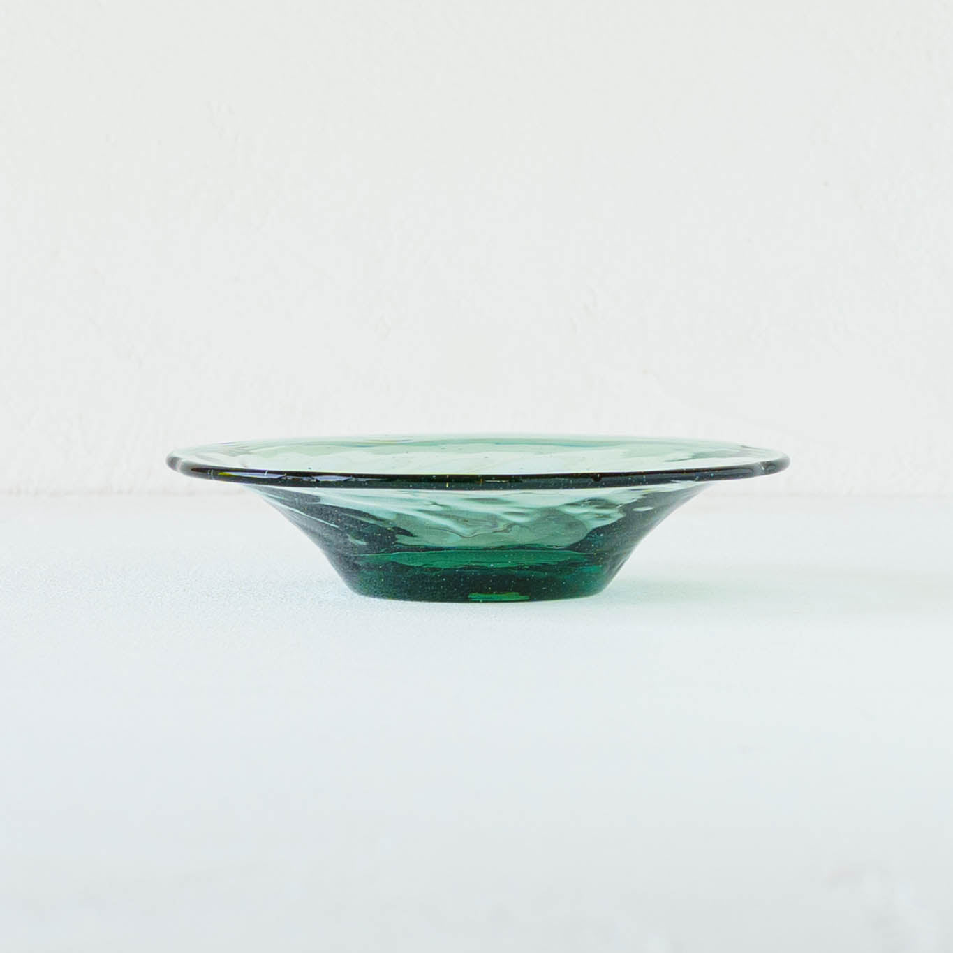 Flower-shaped Small Plate, Asagi | Nijinoha Aiko Hiraiwa