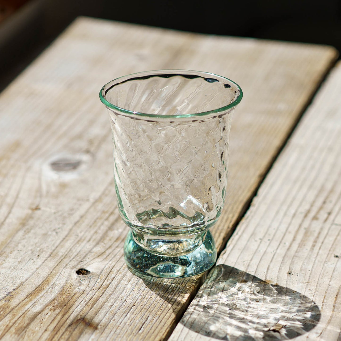 Wine cup, white | NIJINOHA Aiko Hiraiwa