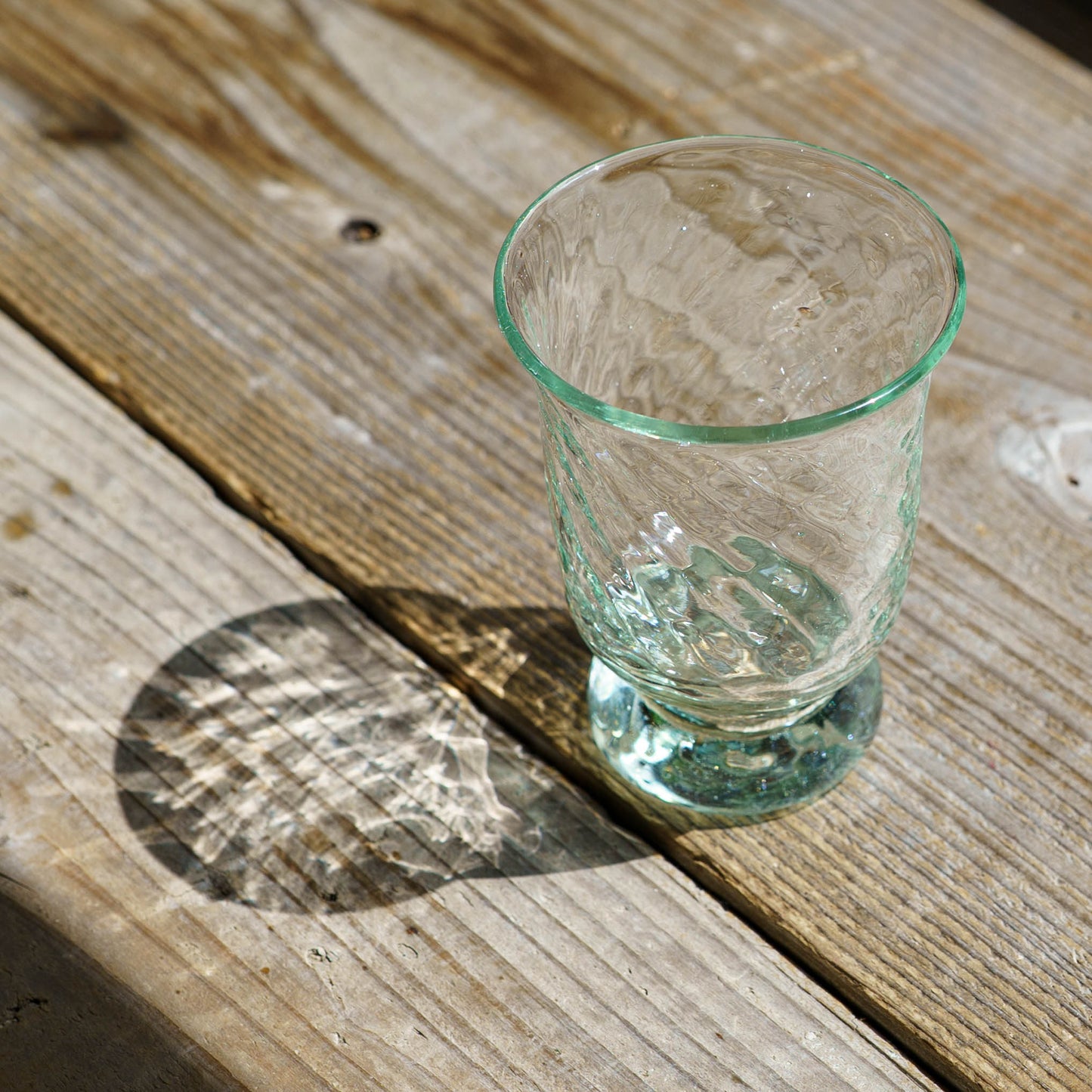 Wine cup, white | NIJINOHA Aiko Hiraiwa