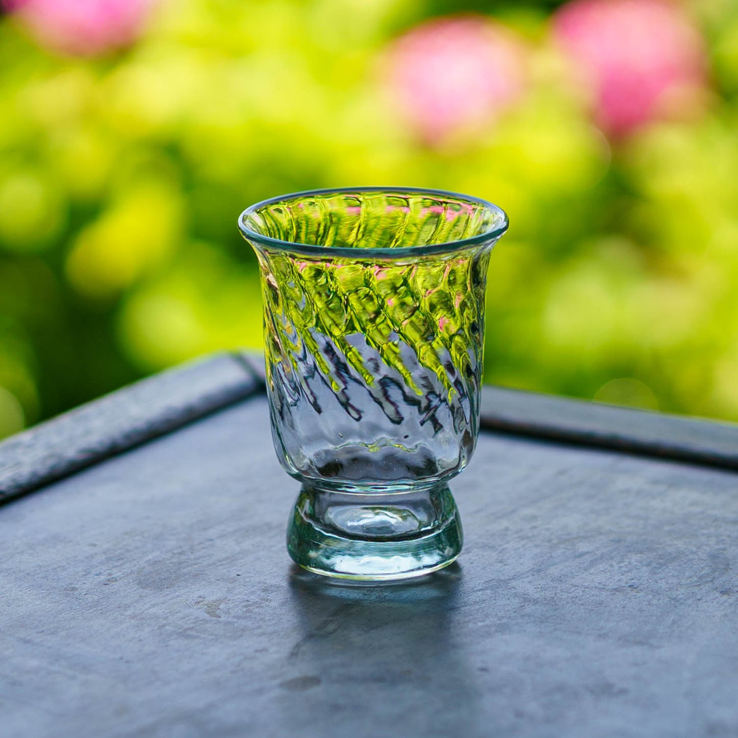 Wine cup, white | NIJINOHA Aiko Hiraiwa