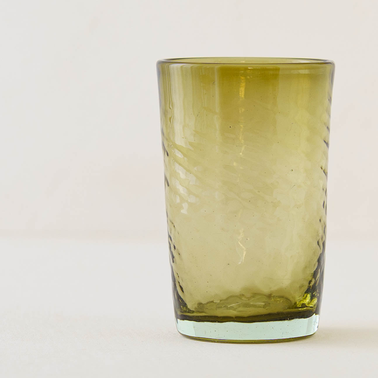 ストレートタンブラー　中　オリーブ｜ニジノハ　平岩愛子