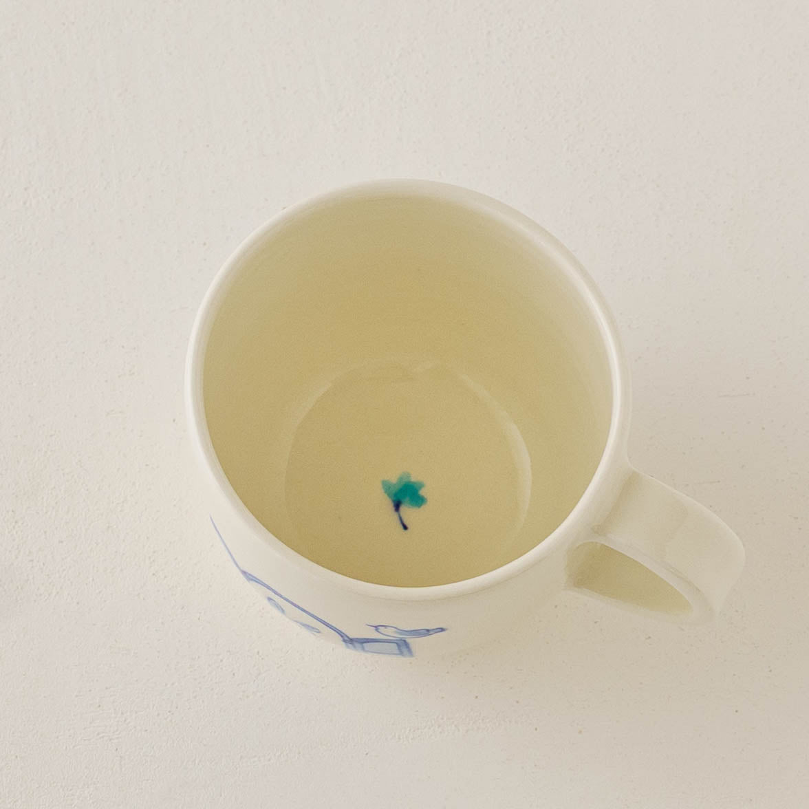 マグカップ　花とうさぎ｜喜多代京子