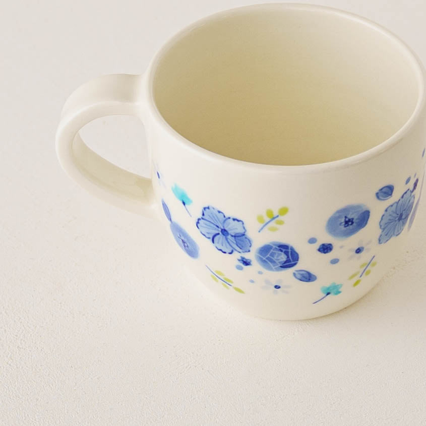 マグカップ　花とうさぎ｜喜多代京子