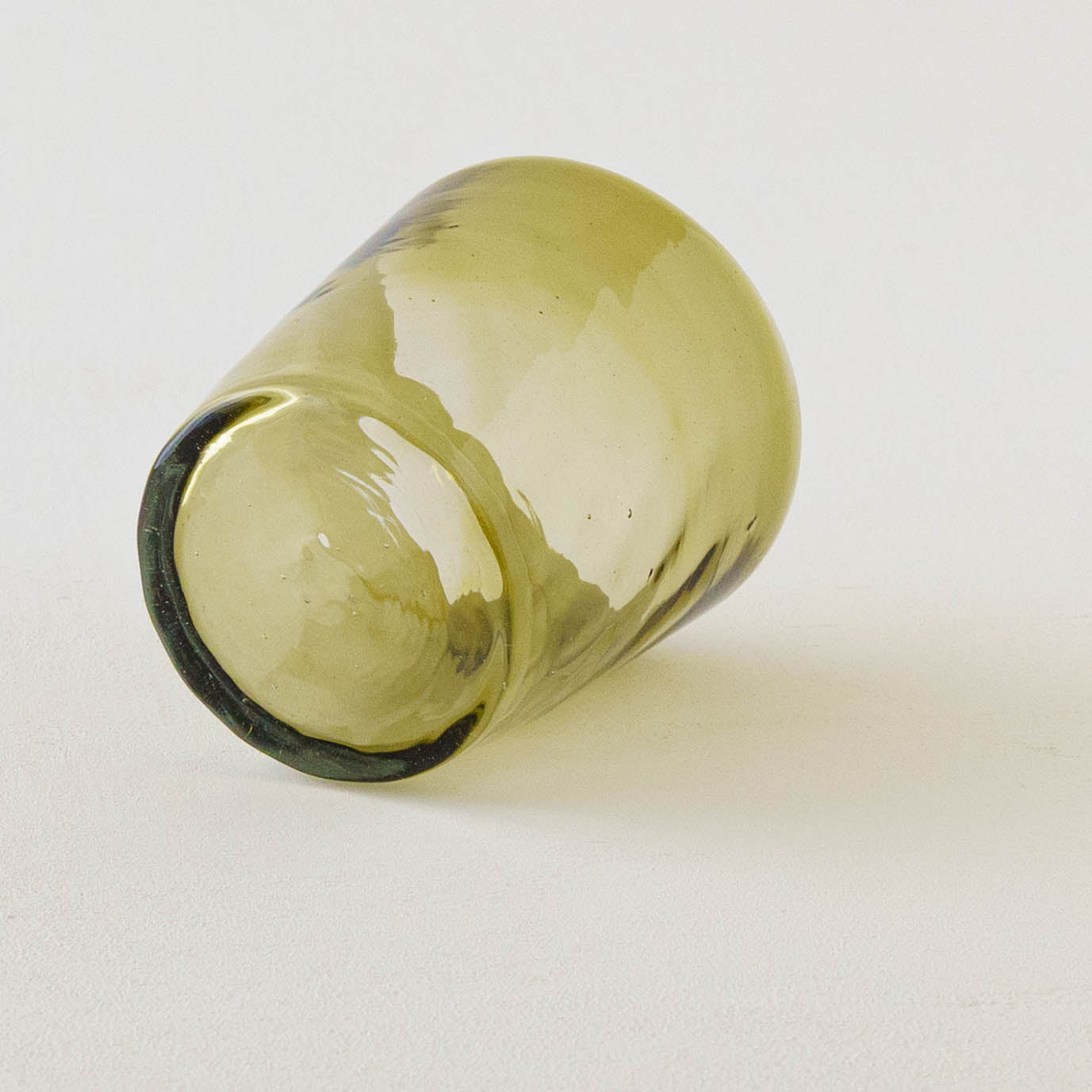 ストレートタンブラー　ワイド　オリーブ｜ニジノハ　平岩愛子