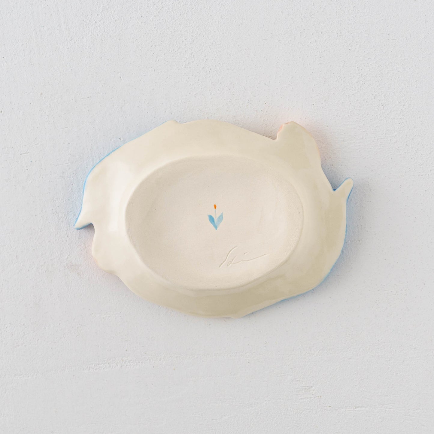 Tulip small plate A | Oya Sairi