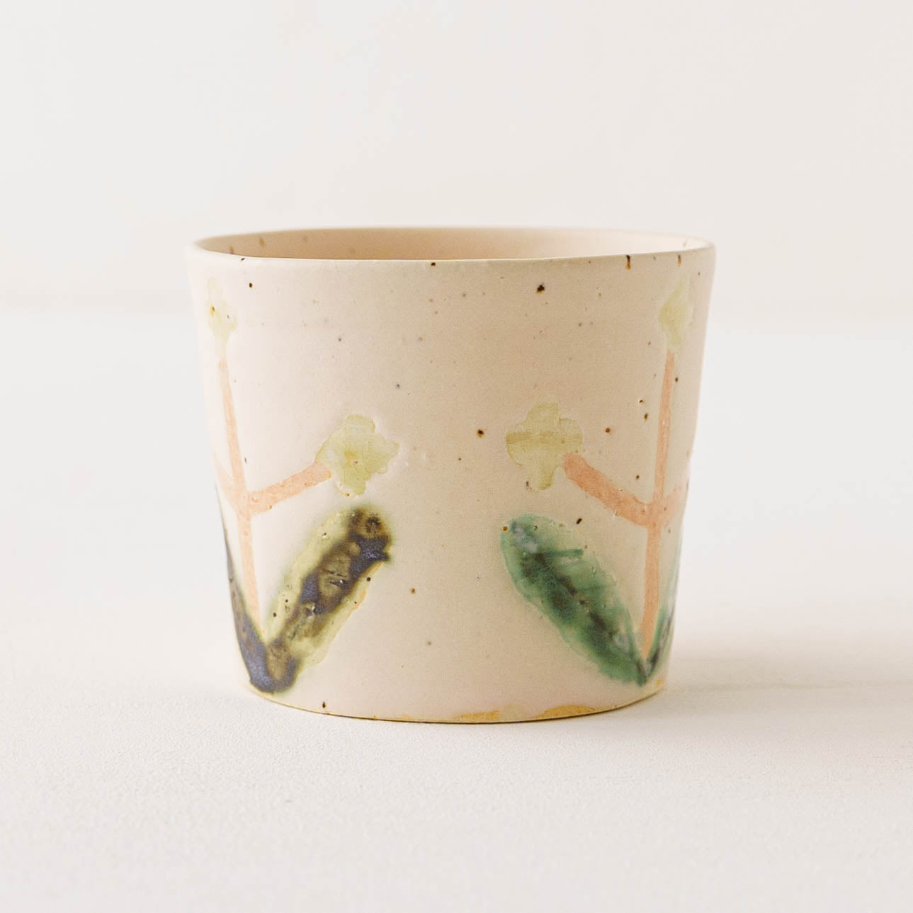 Flower Cup White B | Yukiko Nagahama (Yabukarabou)