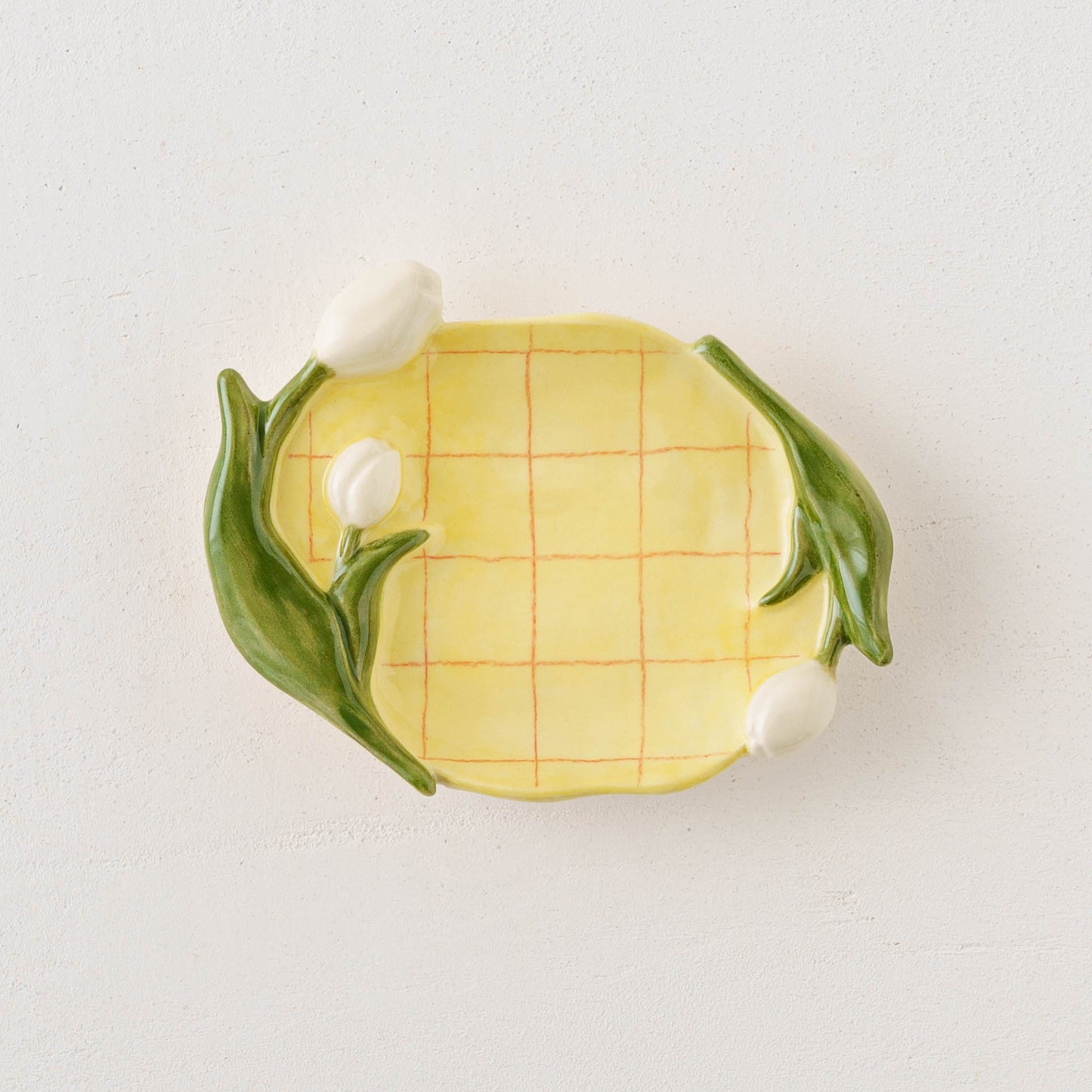 Tulip small plate B | Oya Sairi