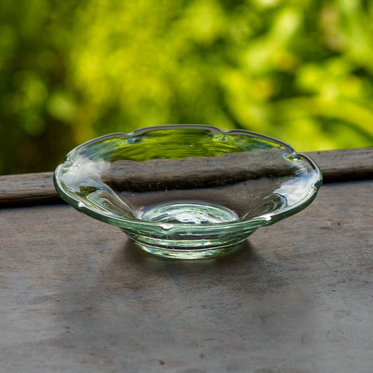 Flower-shaped plate S white | Nijinoha