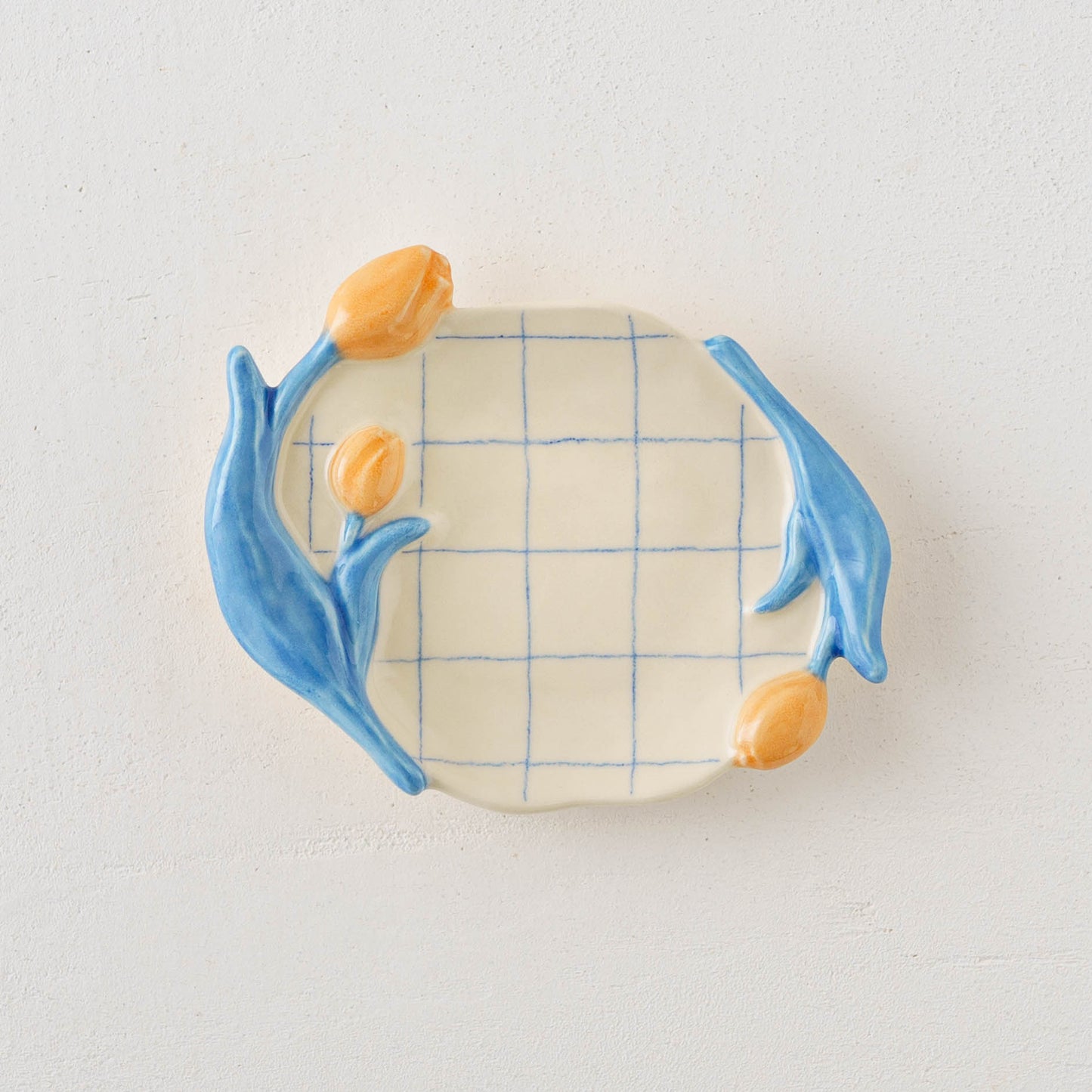 Tulip small plate D | Oya Sairi