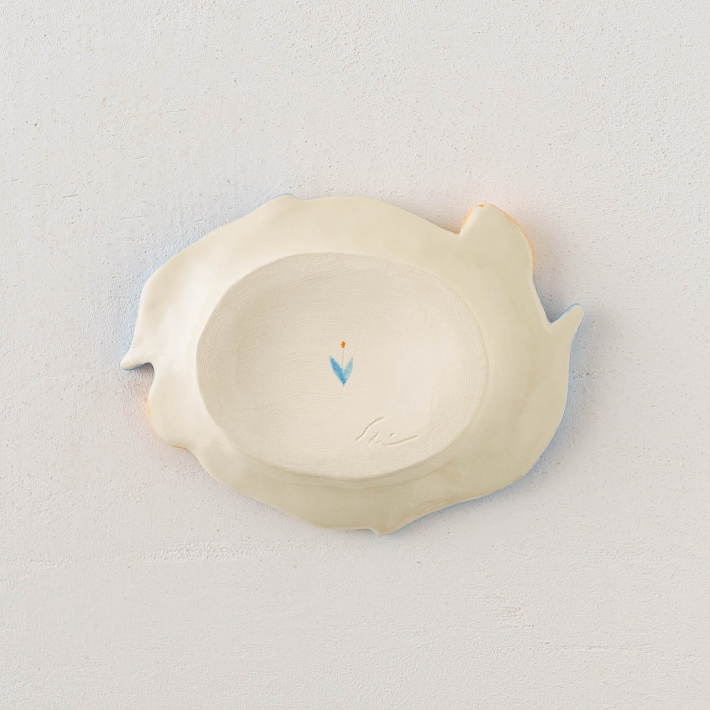 Tulip small plate D | Oya Sairi