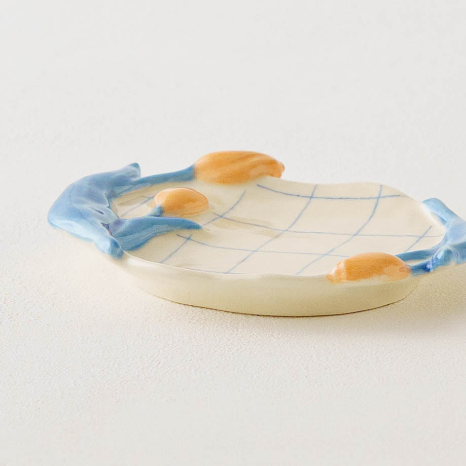 Tulip small plate D | Oya Sairi