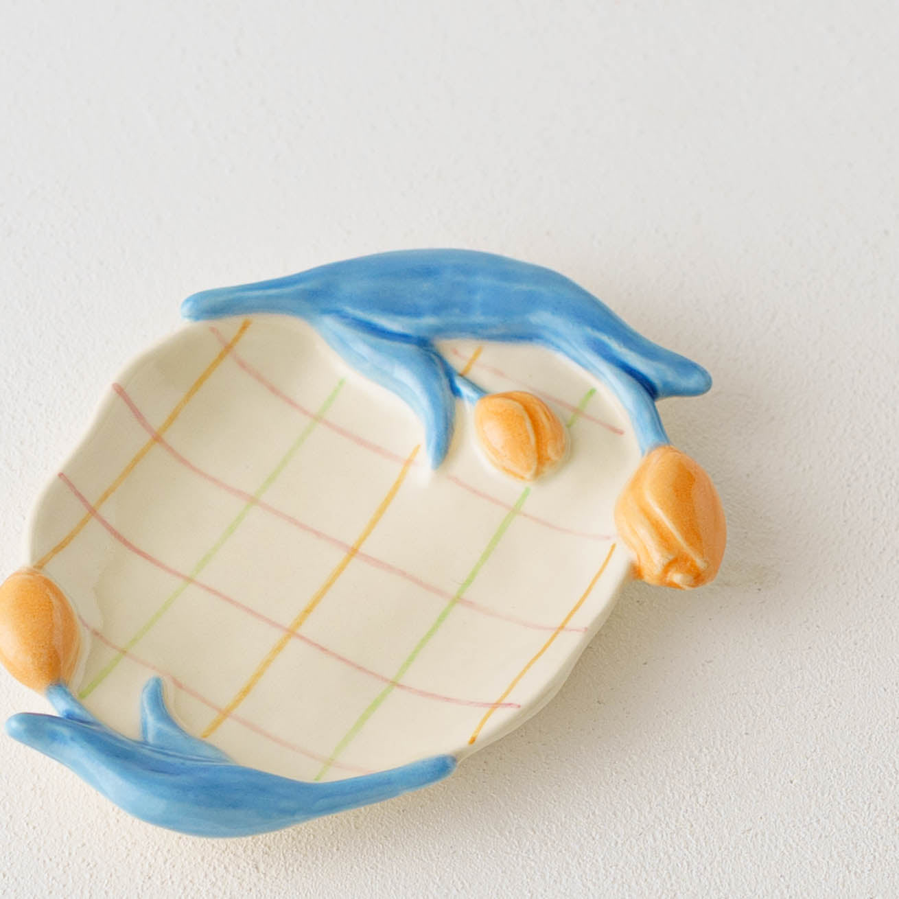 Tulip small plate E | Oya Sairi