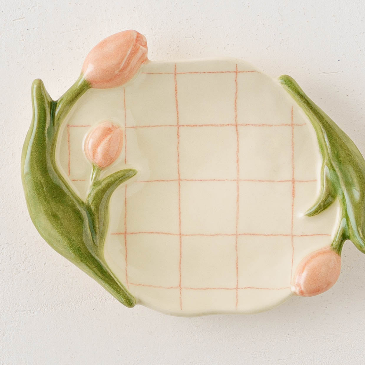 Tulip small plate F | Oya Sairi