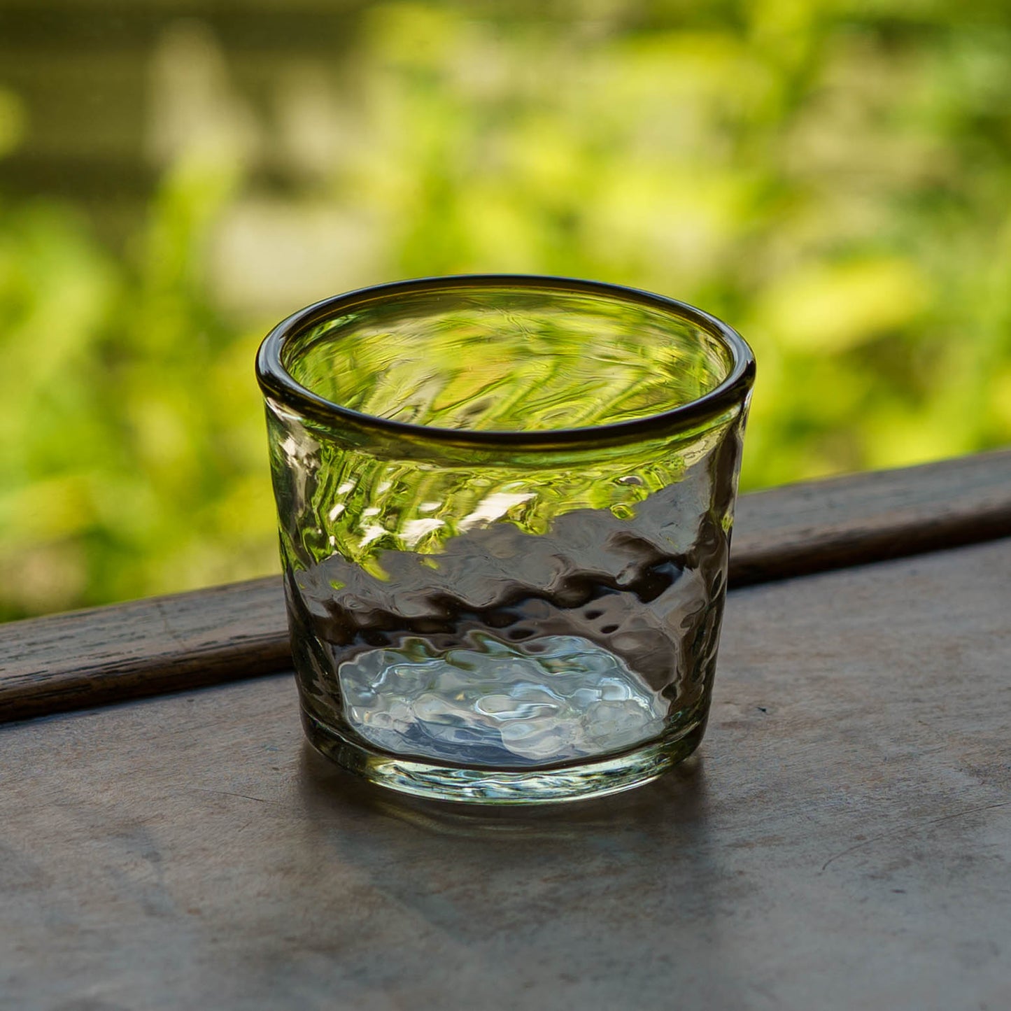 口巻きチマルーグラス　白 x オリーブ｜ニジノハ　平岩愛子