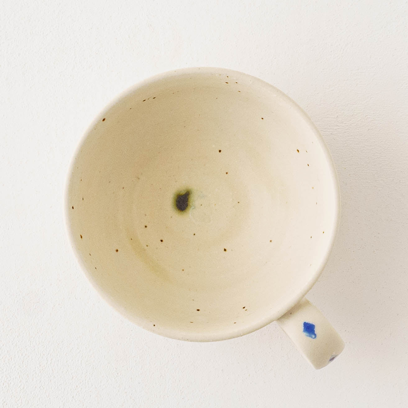 Flower soup mug white B | Yukiko Nagahama (Yabukarabou)