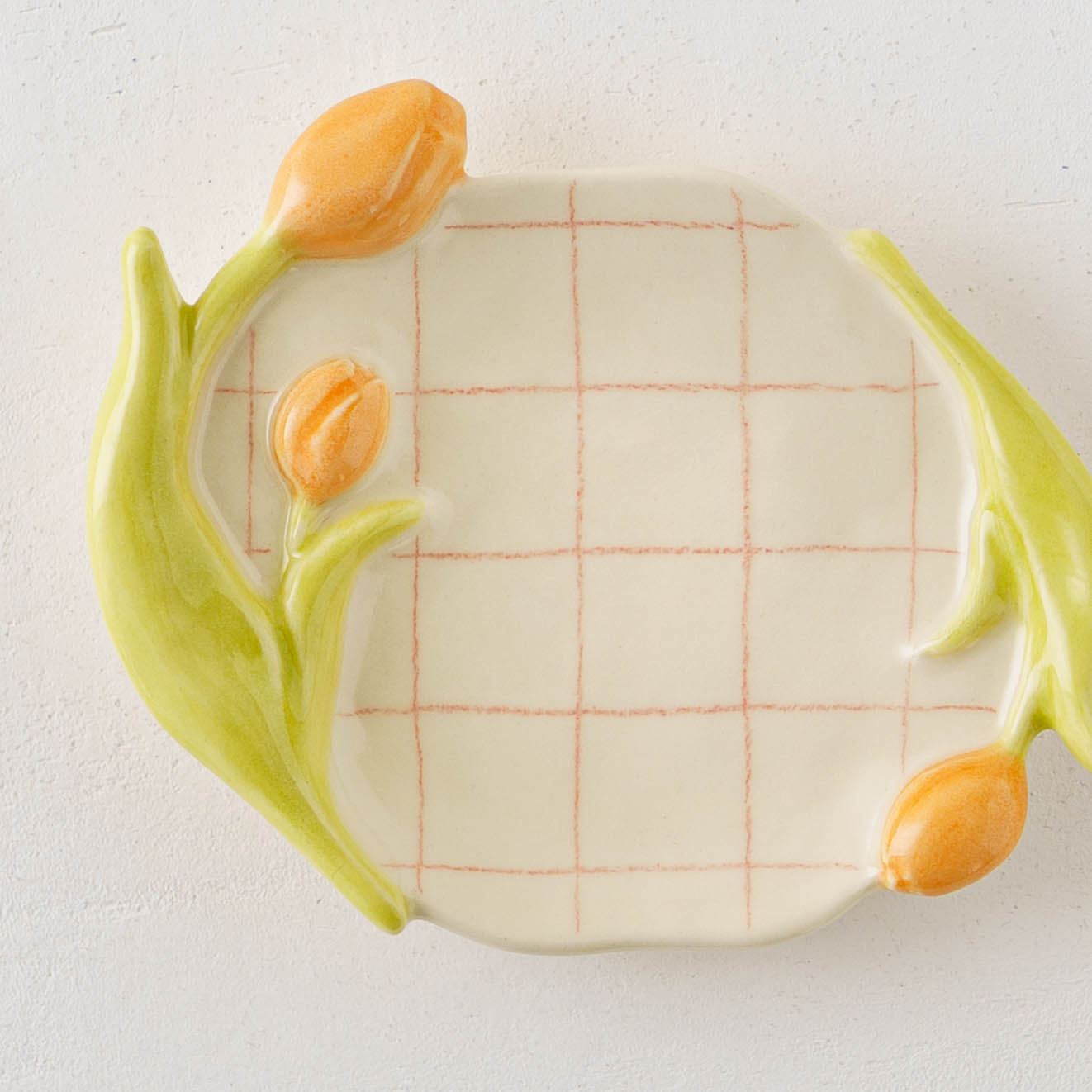 Tulip small plate K | Oya Sairi