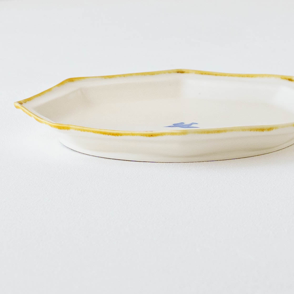 Octagonal Plate, Large Chicken | Toshiyuki Haramura