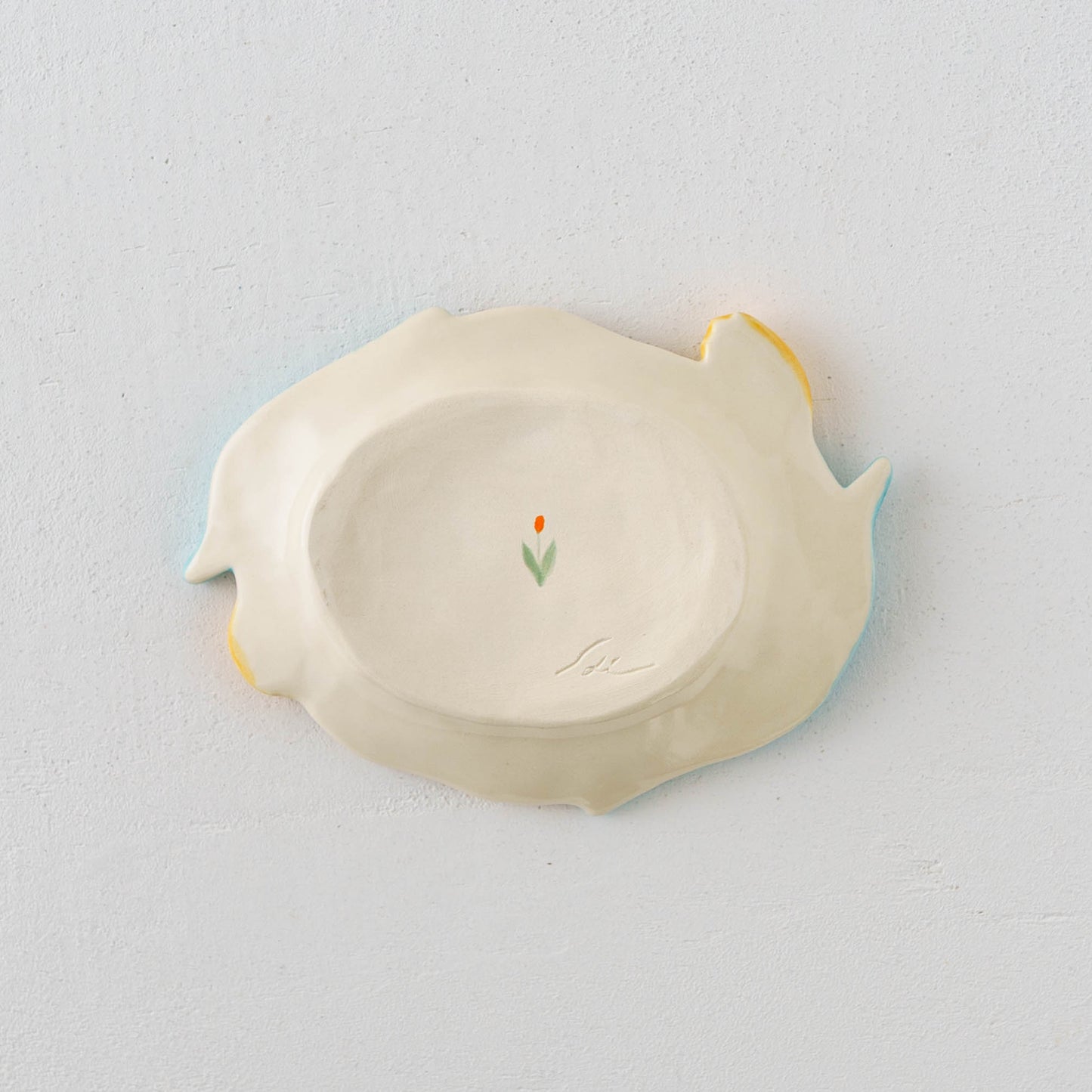 Tulip small plate M | Oya Sairi
