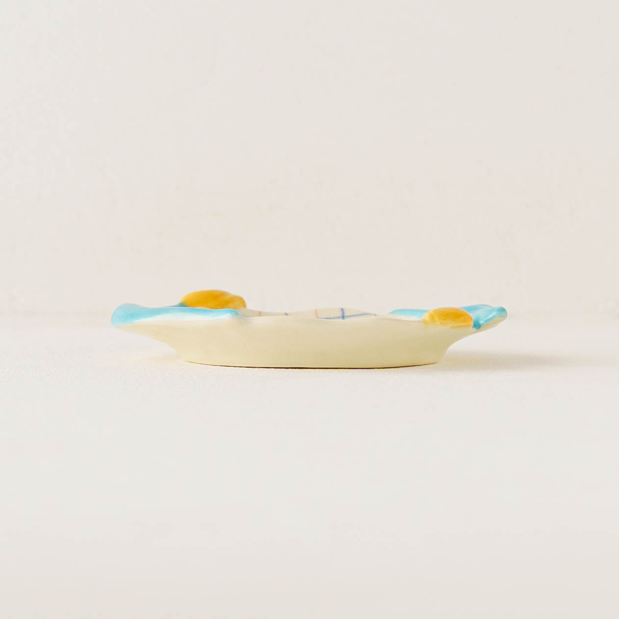 Tulip small plate M | Oya Sairi