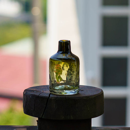 Bottle-shaped vase S olive | Nijinoha