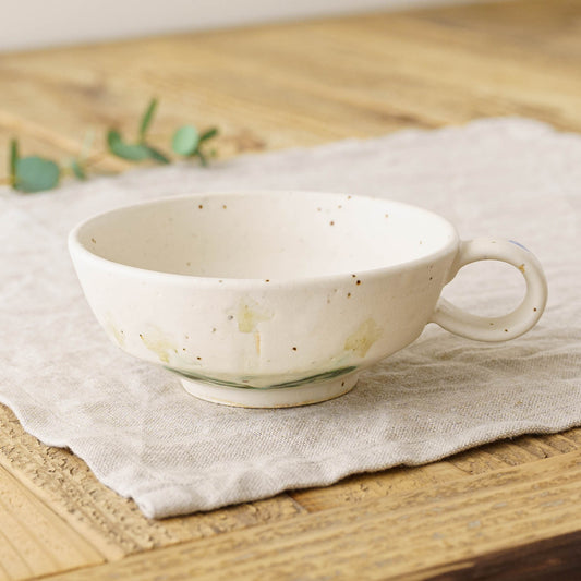 Flower soup mug white A | Yukiko Nagahama (Yabukarabou)