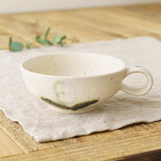 Flower soup mug white B | Yukiko Nagahama (Yabukarabou)