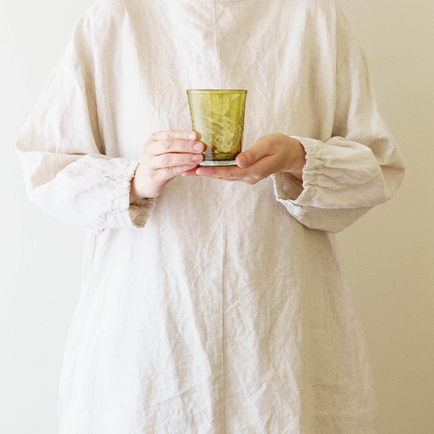 ストレートタンブラー　小　オリーブ｜ニジノハ　平岩愛子