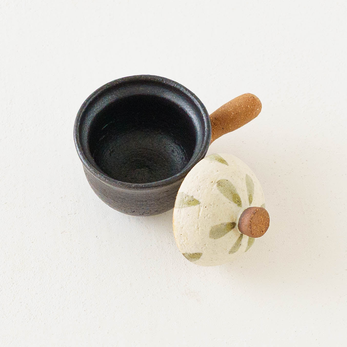 土鍋箸置き　しずく模様　白 x モスグリーン x 錆色｜池本直子