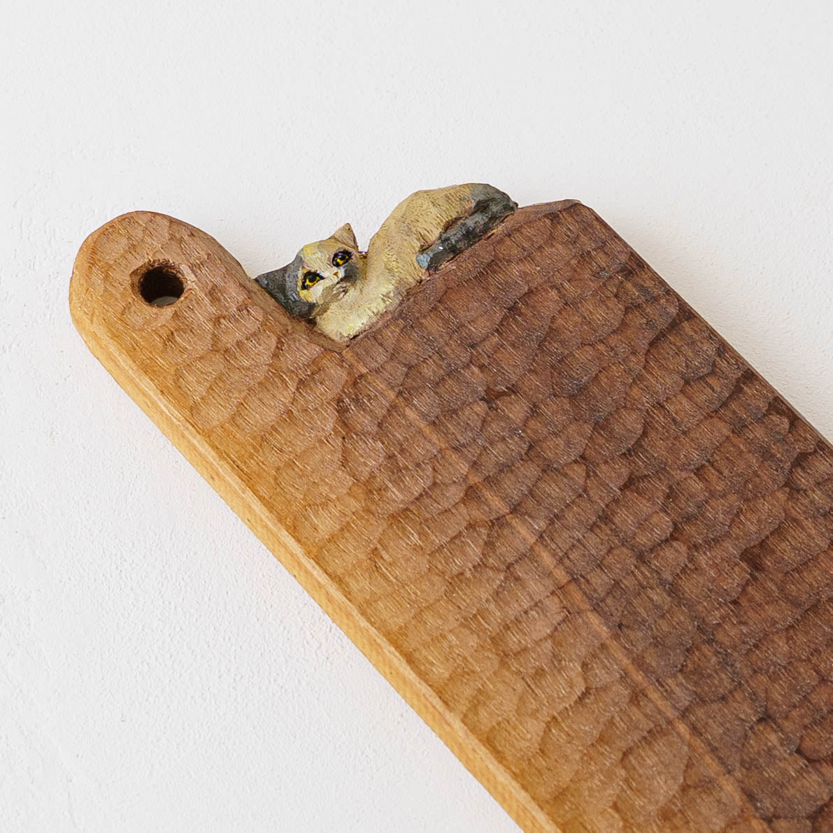 木彫りカッティングボード｜クロミヤアイ