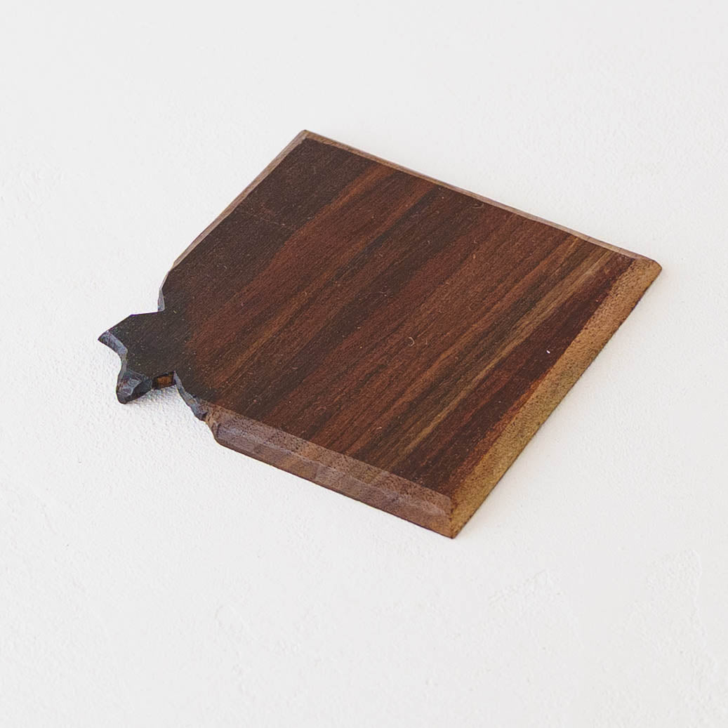 木彫りプレート　A｜クロミヤアイ