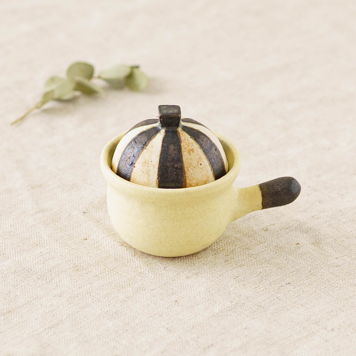 Clay pot chopstick rest stripe｜Naoko Ikemoto
